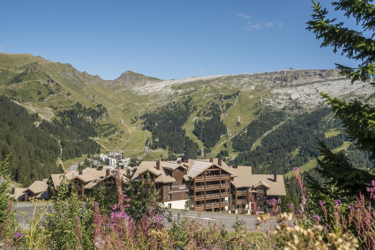 Residence Pierre & Vacances Premium Les Terrasses D'Helios Flaine Bagian luar foto